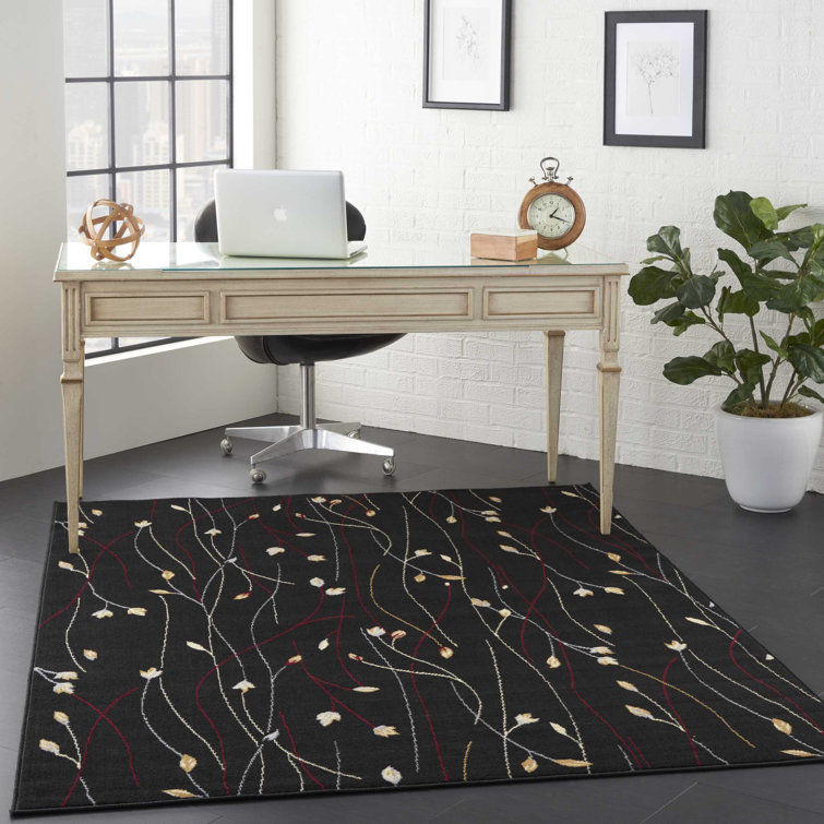 Tapis noir à motif floral Abgail