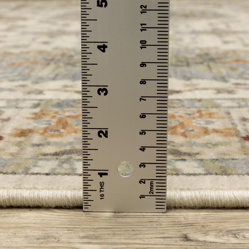 Oriental Machine Woven Gray/Beige Wool and Nylon Blend Area Rug, Rectangle 5'3" x 7'6"