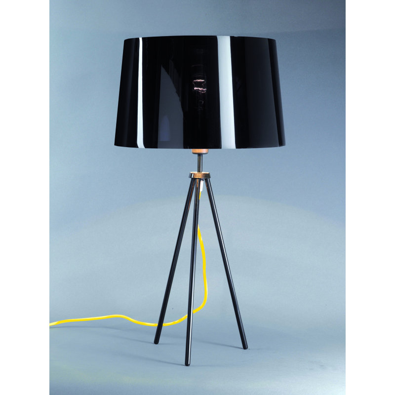 Schuller Metal Tripod Lamp, Black