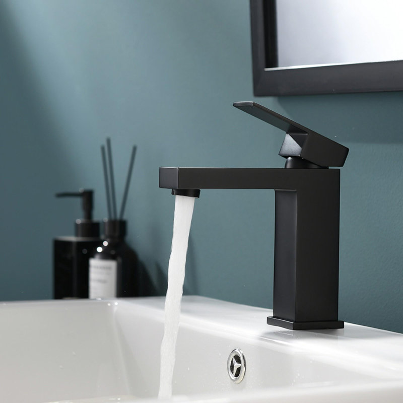 Single Handle Brass Bathroom Sink Faucet, Black