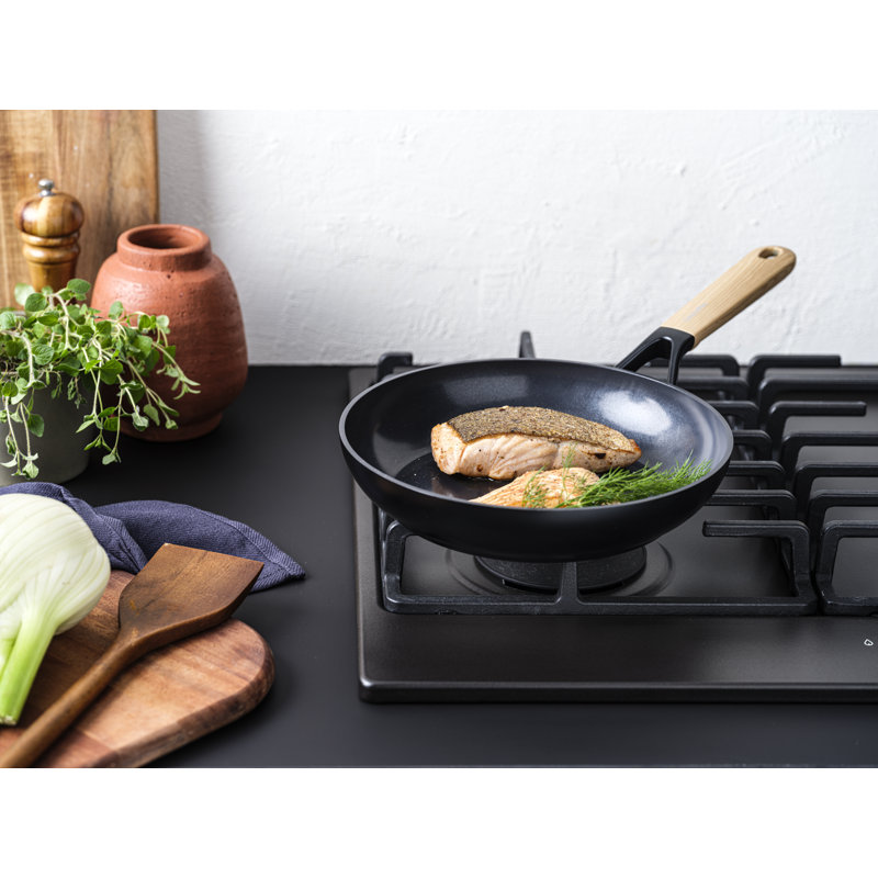 GreenPan Eco Smartsape Aluminium Non Stick Frying Pan with Light Wood Patterned Handle, 20Cm