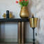 Console elliptique minimaliste de style italien.