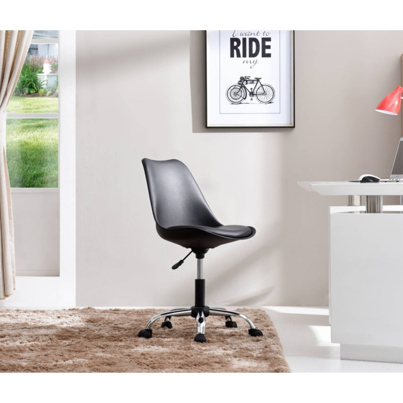 Sanaa Vinyl Conference Chair, Black