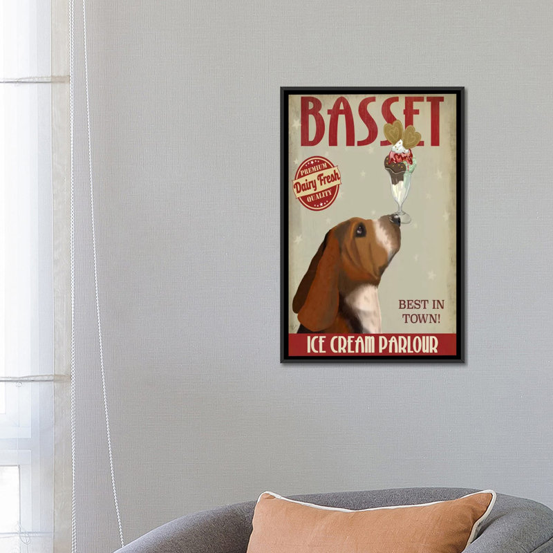 Impression sur toile tendue Fab Funky «Basset Ice Cream Parlor», Toile avec cadre noir, H 26 po x l 18 po x P 1,5 po