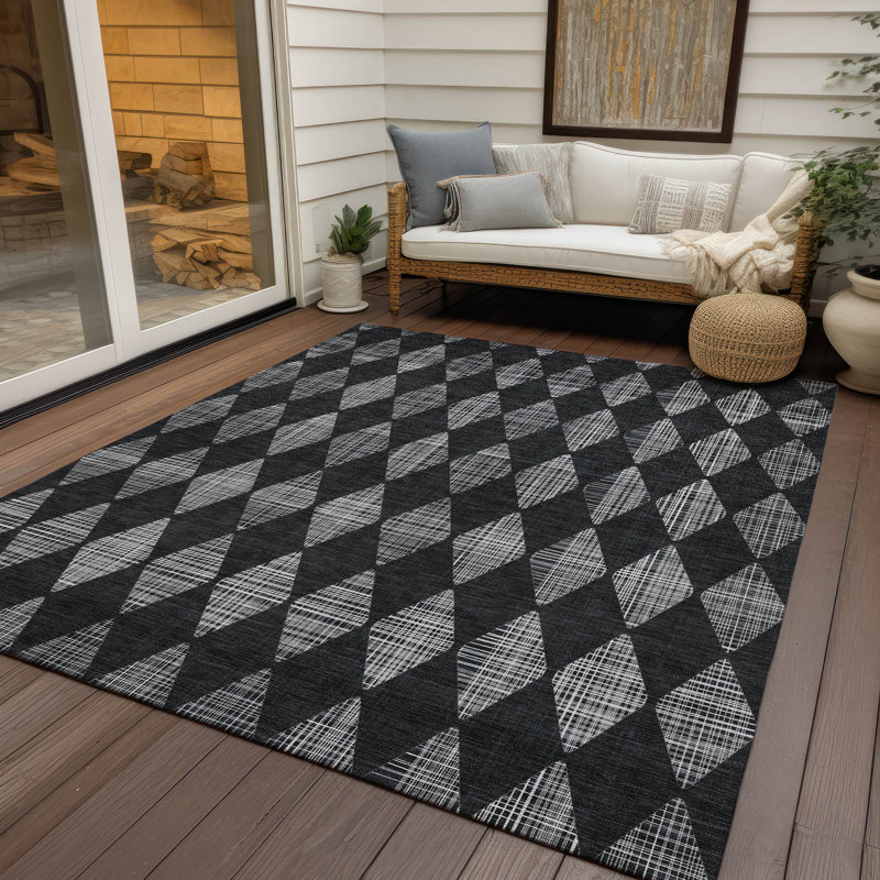 Loreen Washable Geometric Indoor / Outdoor Rug, Rectangle 9' x 12'