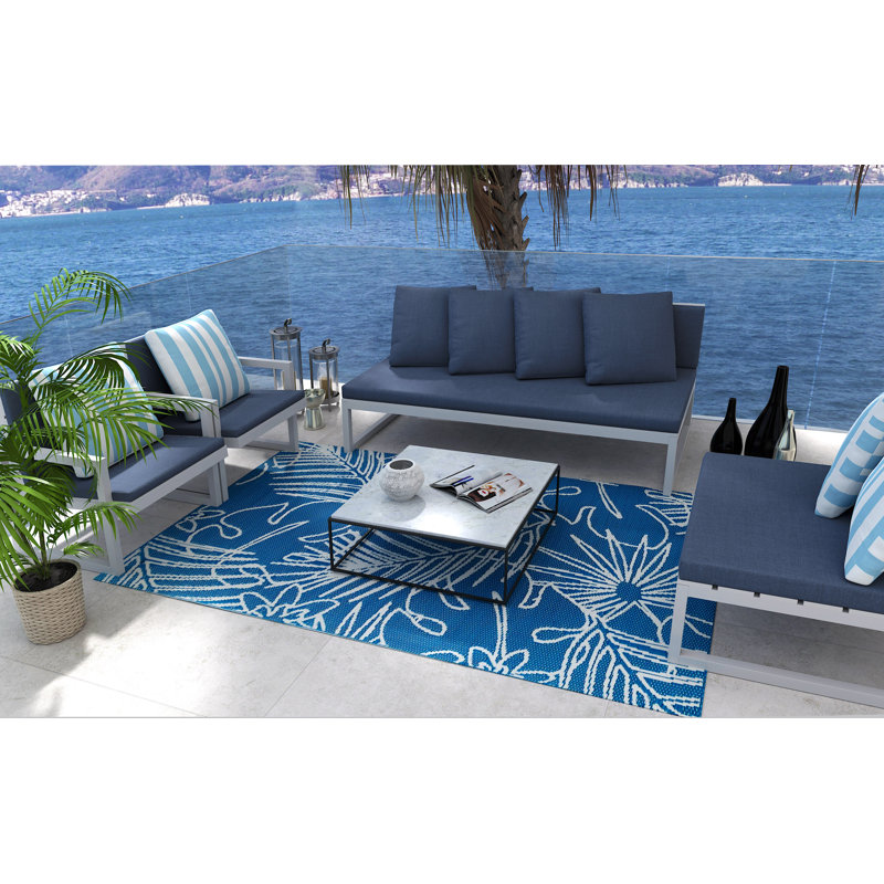 Floral Indoor / Outdoor Rug, Rectangle 5' x 8'