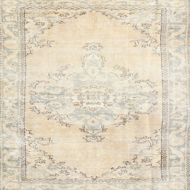 Oriental Indoor Rug, Rectangle 4' x 6'