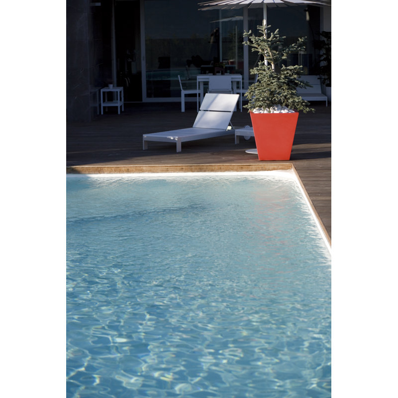 Cono Resin Pot Planter, Black, 15.75" H x 15.75" W x 15.75" D