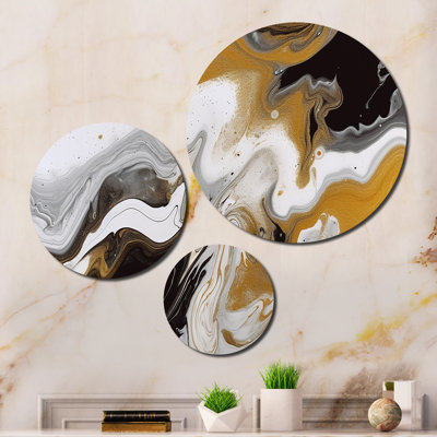 Abstract Wall Decor on Metal