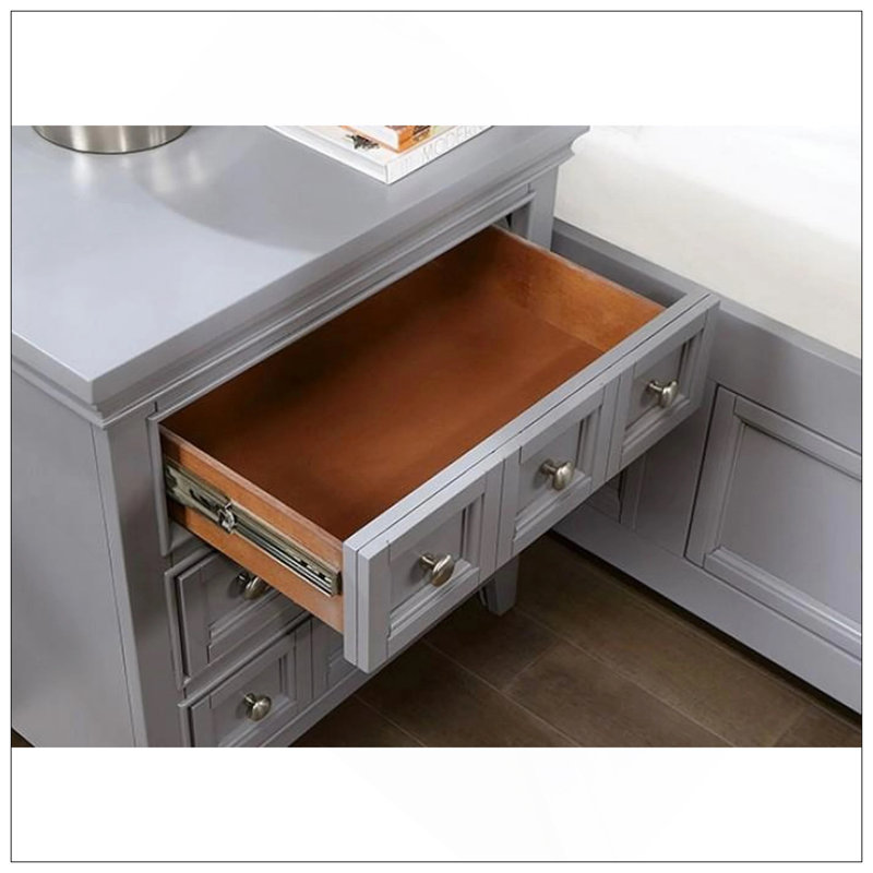 Table de chevet 3 tiroirs en bois massif de style transitionnel avec boutons ronds, parfaite pour les chambres à coucher modernes et classiques
