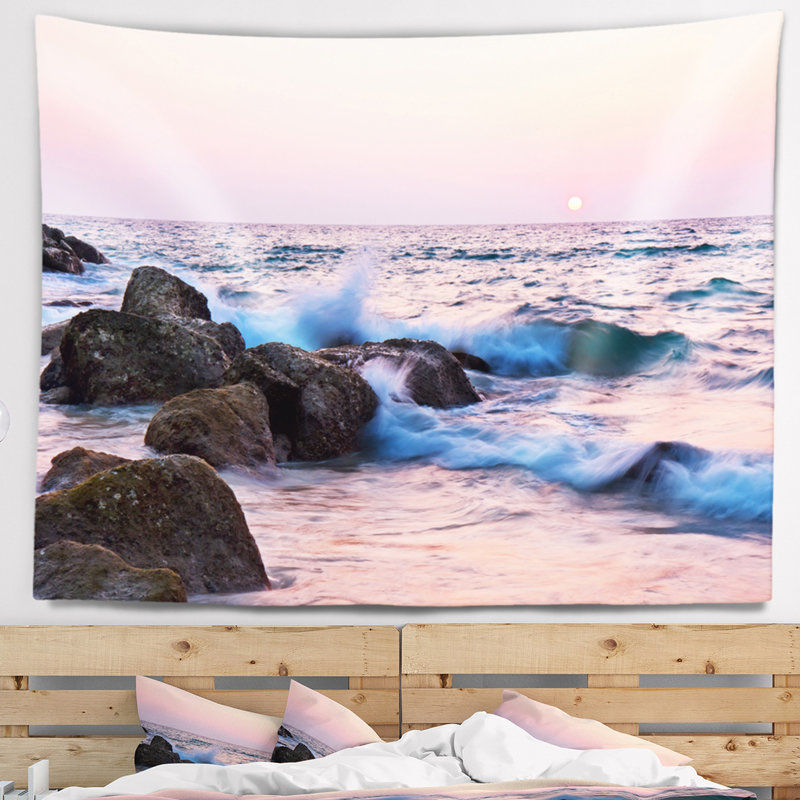 Tapisserie Seashore, côte rocheuse avec vagues en mousse, H 32 po x l 39 po