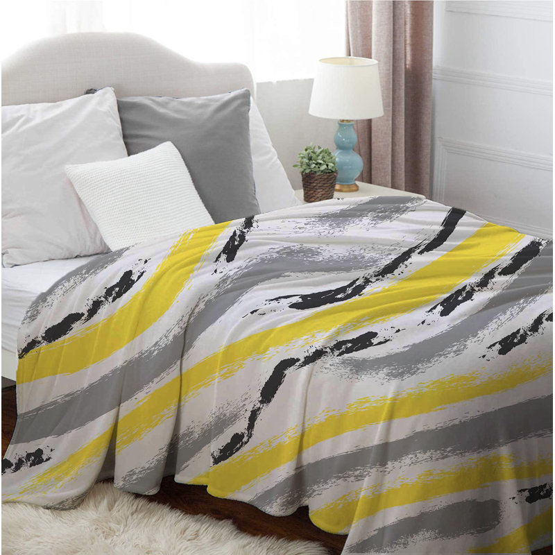 Minimal Brush Polyester Comforter, Daybed Comforter