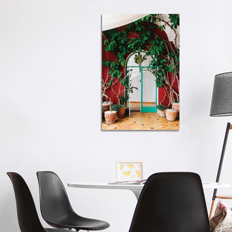 "Positano III" par Bethany Young - reproduction de photo sur toile tendue, H 40 po x l 26 po x P 1,5 po