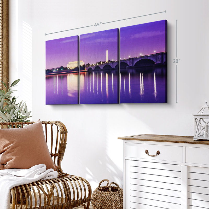 «View Across The Potomac» sur toile, H 45 po x l 28 po