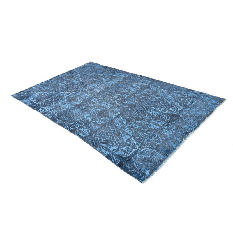 Tapis noir Oropeza