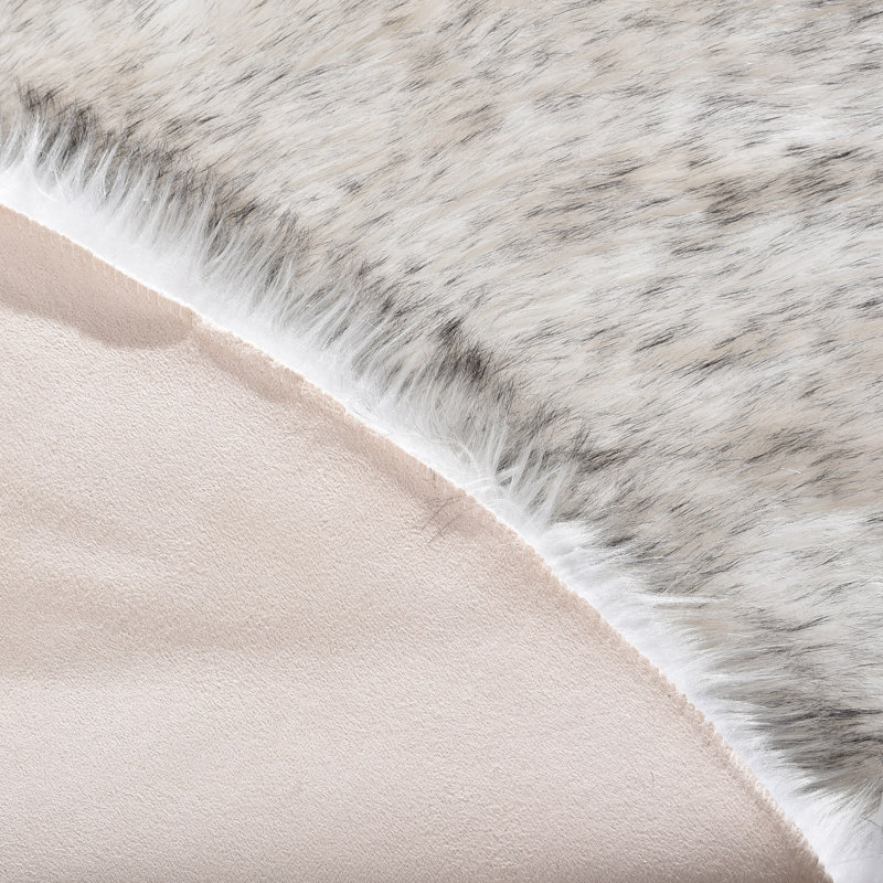 Faux Sheepskin Indoor Rug, Round 6'6"