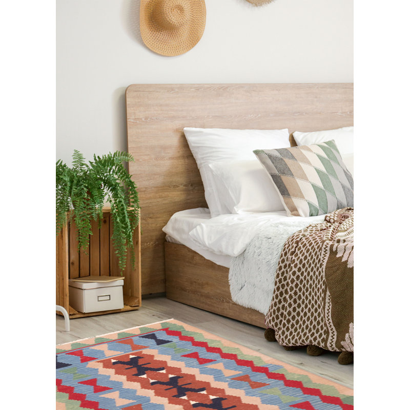 Kilim bleu ciel audacieux et coloré 3 pi 9 po x 5 pi 8 po