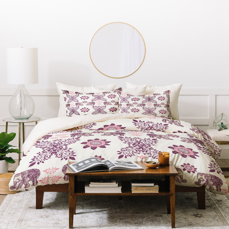 Eclectic Polyester Floral Duvet Cover, Queen Duvet Cover + 2 Standard Shams