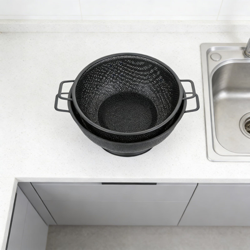 Ensemble de passoire en acier inoxydable avec poignée, crépine à pâtes pour la cuisine, pied surélevé pour un drainage efficace des spaghettis, des fruits et des légumes