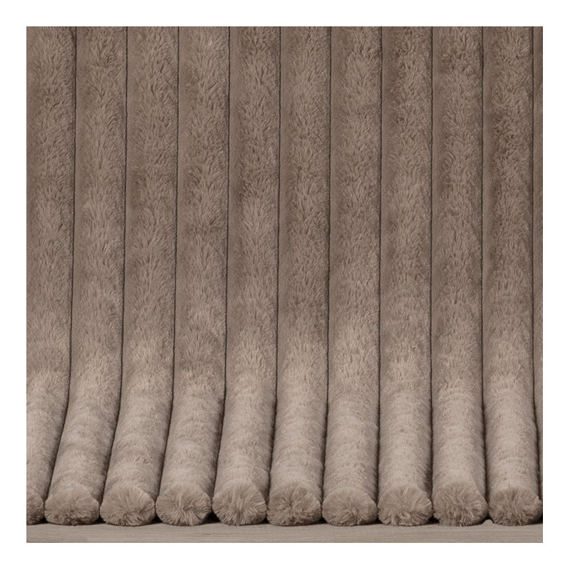 Coussin décoratif en fausse fourrure Siscovers - confort luxueux , Carré 18 po, Polyester, Brun
