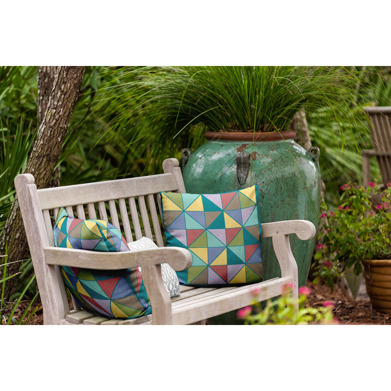Coussin intérieur / extérieur Leafy Branch, H 20 po x l 20 po, Bleu / mauve / vert géométrique
