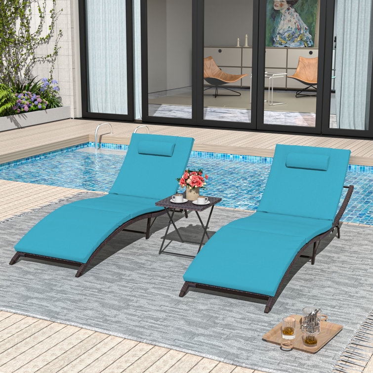 2-Piece Foldable "S"-Shaped Reclining Chaise Lounge Set With Adjustable Backrest And Foldable Rattan Coffee Table