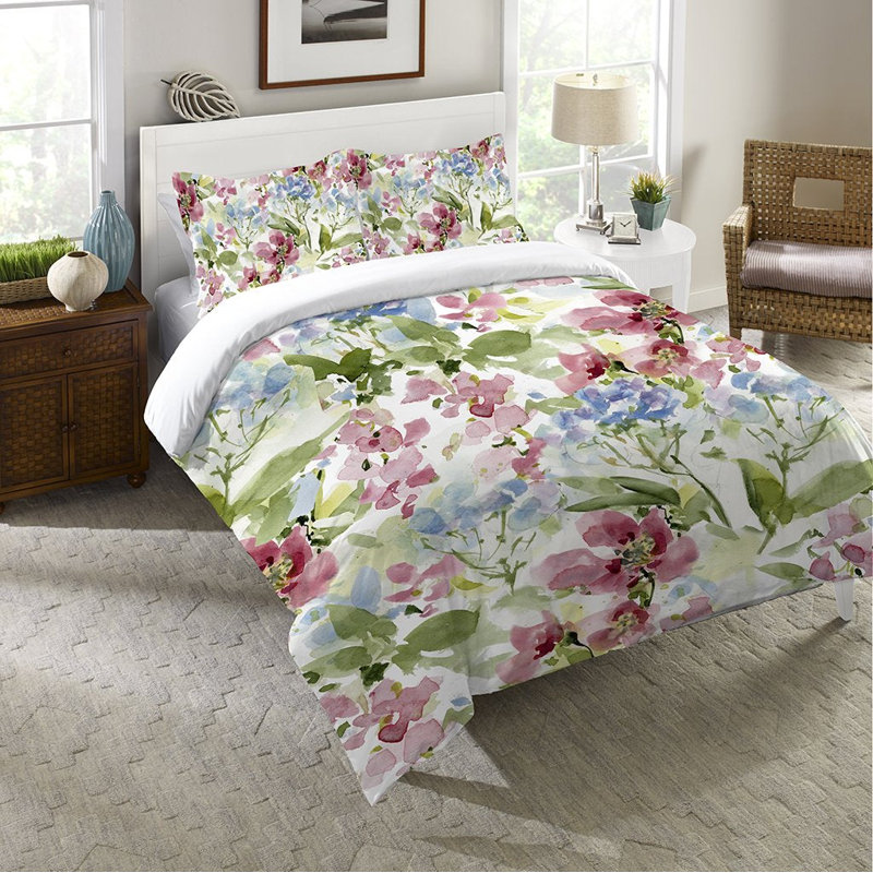 Édredon aquarelle bouquet floral par Laural Home, Grand, Édredon aquarelle bouquet floral par Laural Home