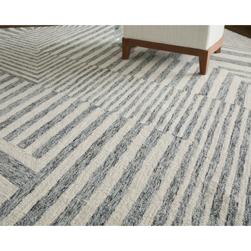 Wallace Modern Geometric Gray Area Rug, Rectangle 5' x 8'