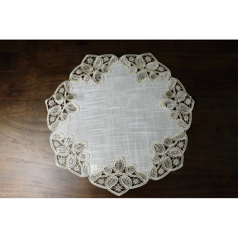 Nappe Jerrod, 24" X 24"