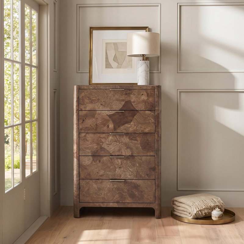 Commode moderne à 5 tiroirs Rutilus Heirloom