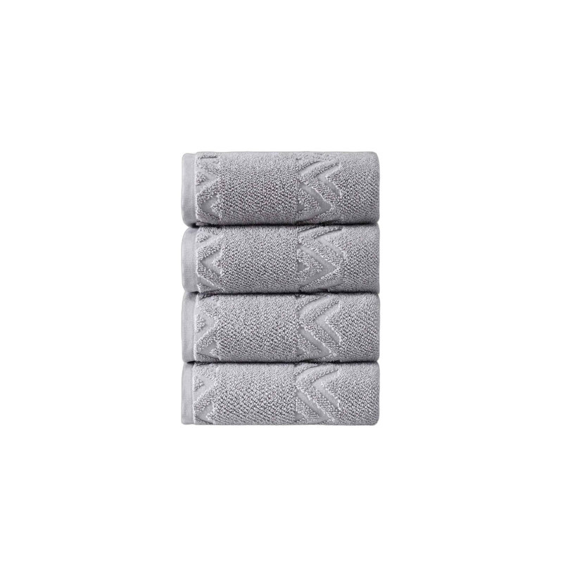 Ensemble de quatre serviettes de toilette géométriques en coton turc gris pâle, 68,5 cm x 137 cm