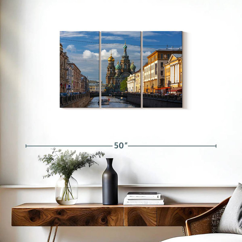 Rorry Griboyedov Canal View, 20" H x 33" W