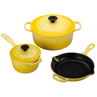 Le Creuset Enameled Cast Iron Oval Dutch Oven with Lid