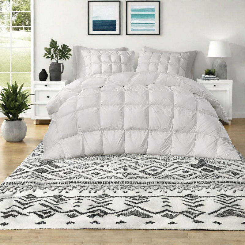 Luxurious Overfilled Bedding Set, Polyester Microfiber, Cozy Winter Comfort