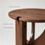 Table d'appoint ronde en noyer massif, 100 % bois massif, petite table rustique idéale pour le salon, la chambre à coucher et le canapé. Montage facile.