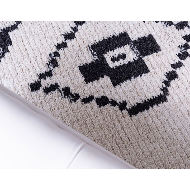 Victorville Abstract Indoor Rug, Rectangle 2'2" x 3'
