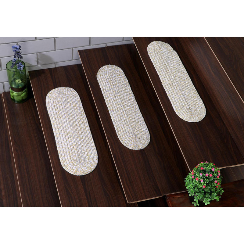 Rustica Stair Tread, Yellow