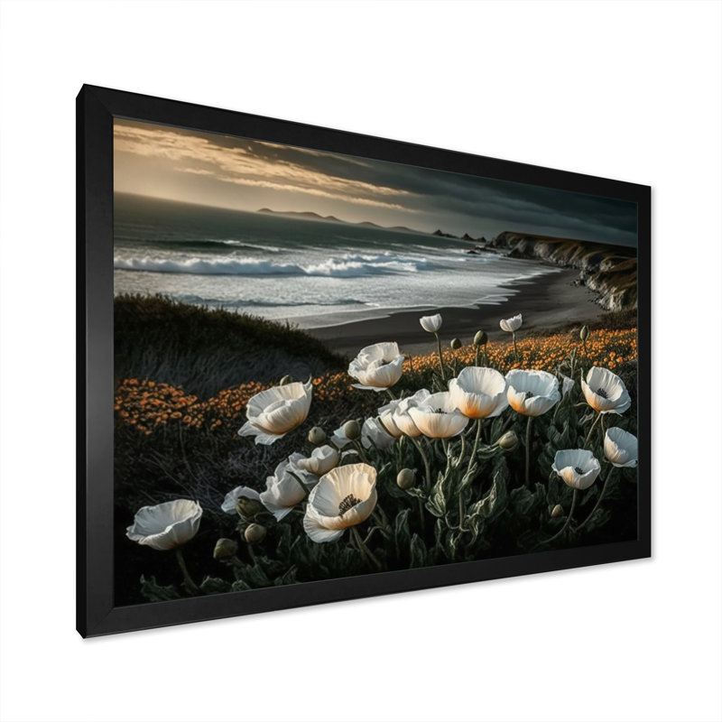 «White Flowers by the Coast II», reproduction sur toile, L 20 po x H 12 po, Impression noire sur toile encadrée