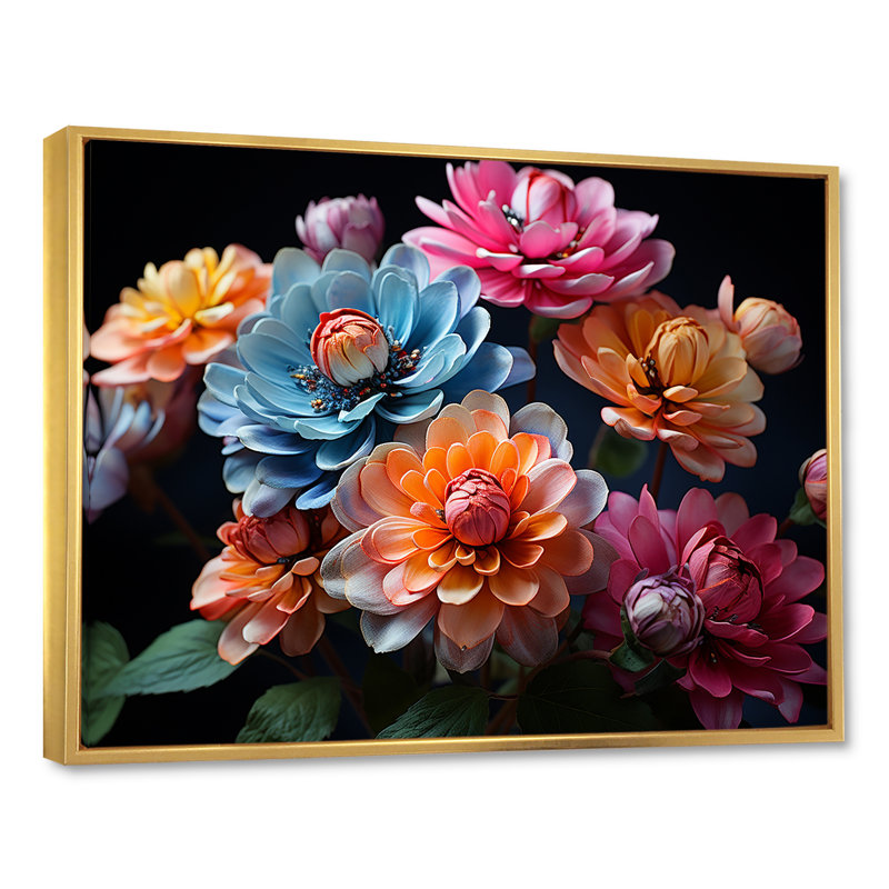 Zinnias illuminée au clair de lune sur toile, H 30 po x l 40 po x P 1,5 po, Cadre flottant doré