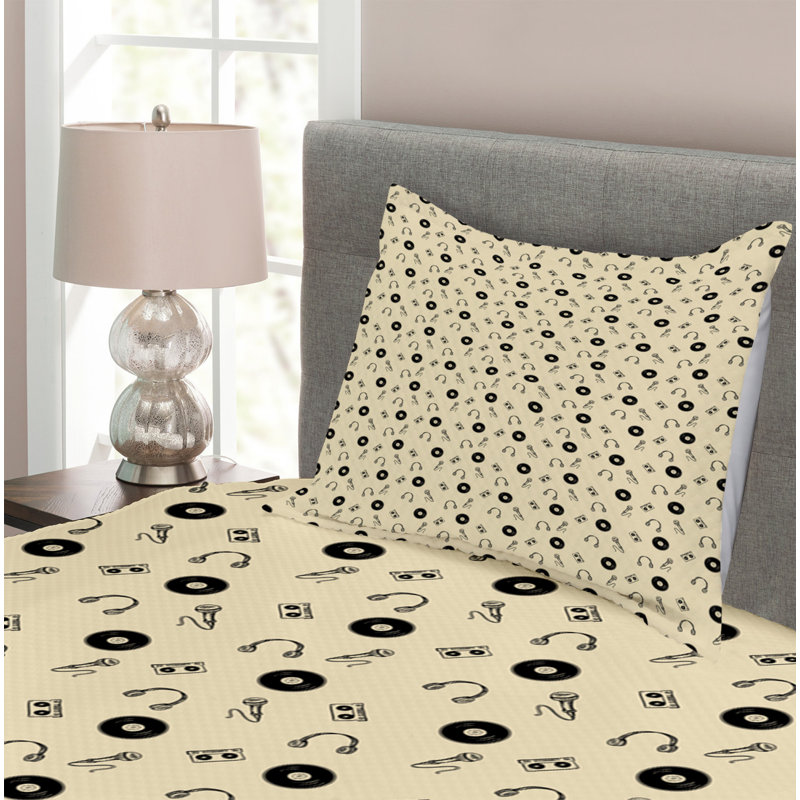 Adhitya Beige/Black Microfibre Bedspread Set, 220 x 220 cm
