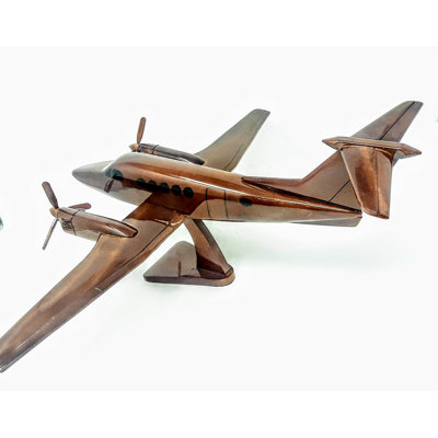 Mantello Transportation Figurines & Sculptures