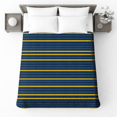 Couvre-lit matelassé à rayures bleu marine et jaune
