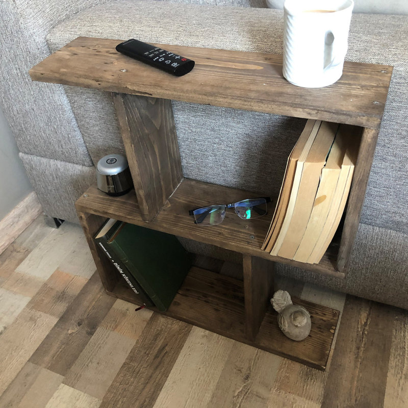Table de bout avec tablette de rangement Thurros