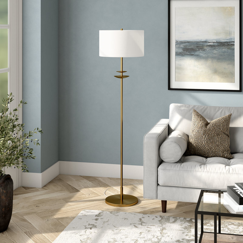 Lampe sur pied 63 po Avery, Laiton
