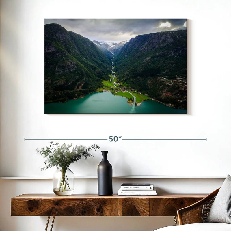 Scène de montagne Kavia Odda, H 26 po x l 39 po
