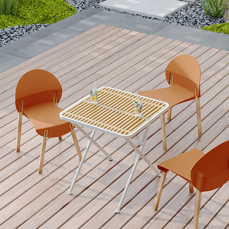 Ensemble de chaises ergonomiques confortables en chêne rouge et en polypropylène avec table minimaliste moderne