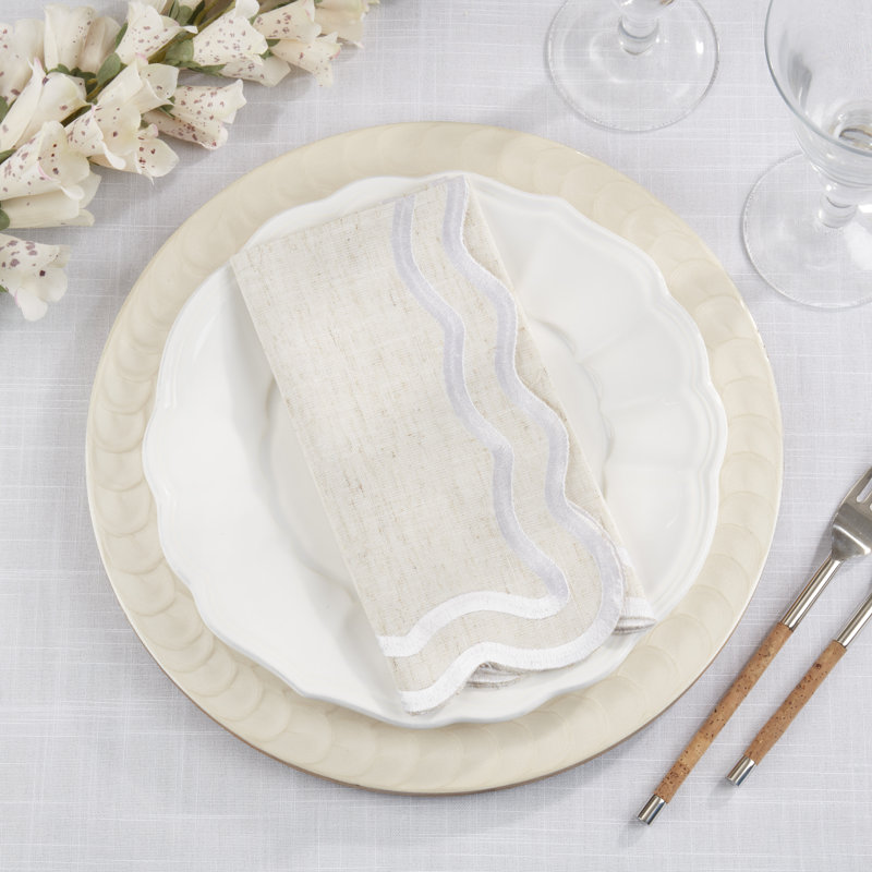 Scalloped Border Napkin (Set of 4), Tan