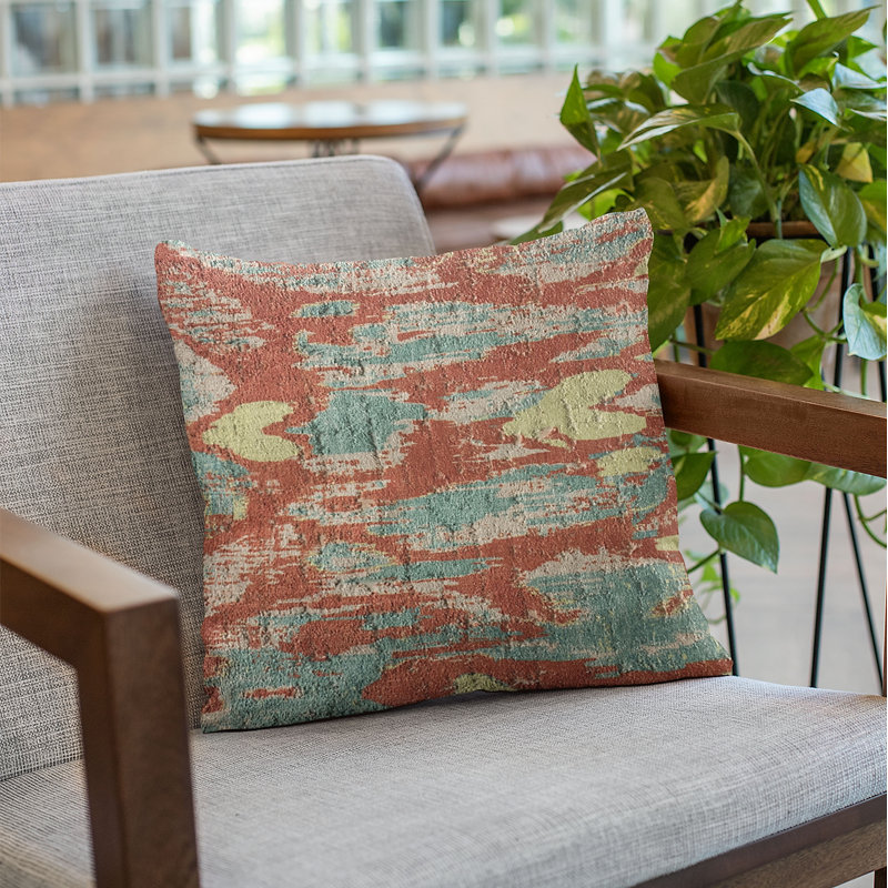 Coussin en velours ikat, 26 po x 26 po