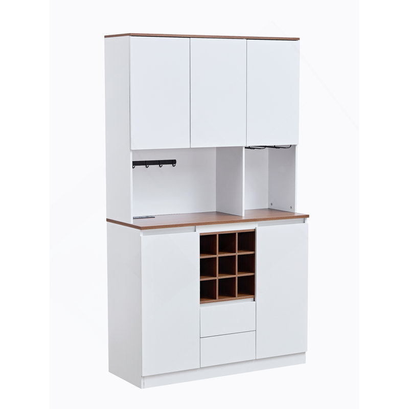 Garde-manger avec tablettes, portes