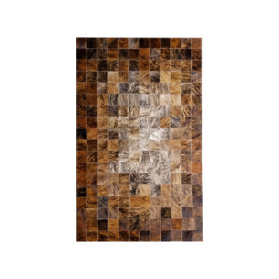 Bilderback Cowhide Geometric Indoor Rug